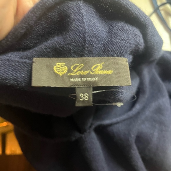 Loro Piana Deep Blue Italian sweater - Picture 2 of 6